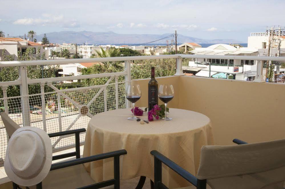 Ferienwohnung Blue Sky Agia Marina Exterior foto