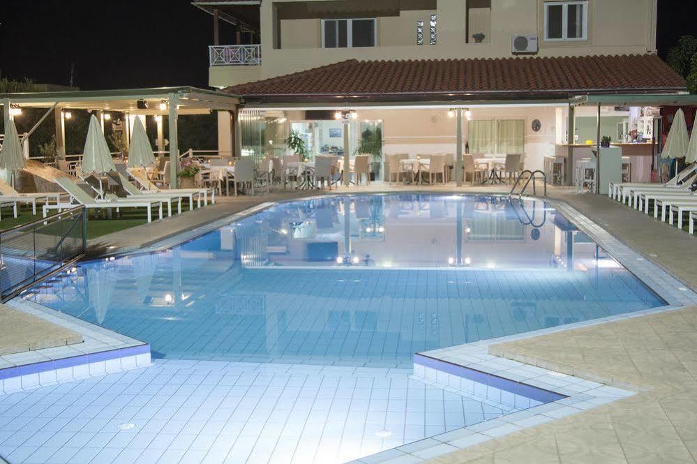 Ferienwohnung Blue Sky Agia Marina Exterior foto